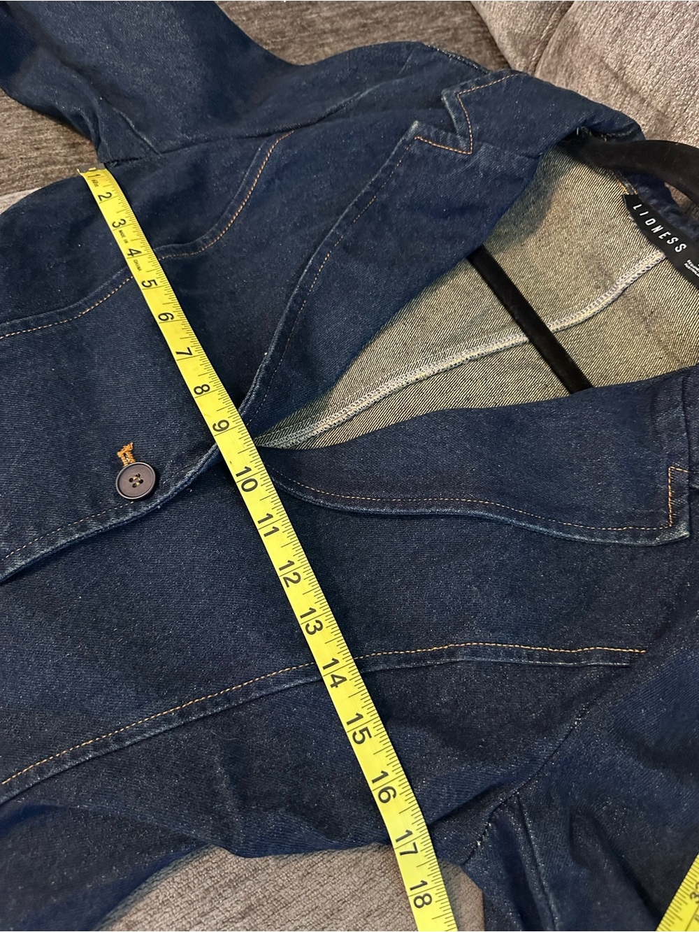 LIONESS Denim Dark Wash Blazer Jacket Size Small - Picture 9 of 10